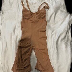 Skims petite mid thing bodysuit